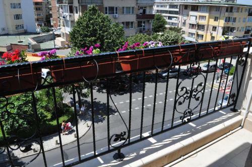 St. George Apartments