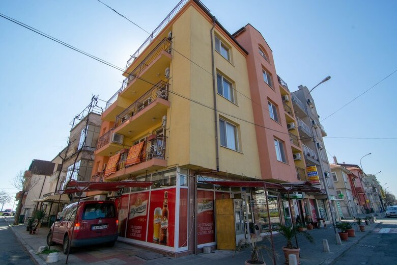 Hostal Fener Guest House