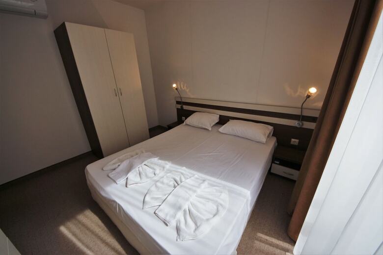 Menada Tarsis Apartments