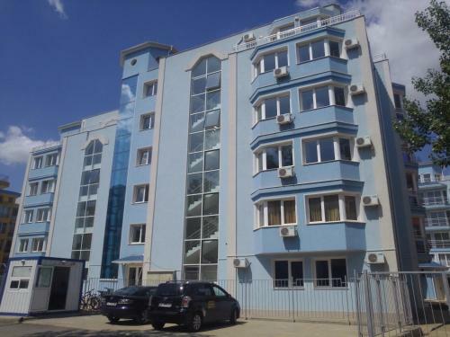 Sunny Dream Family Apartments