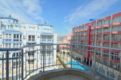 Sunny Dream Family Apartments