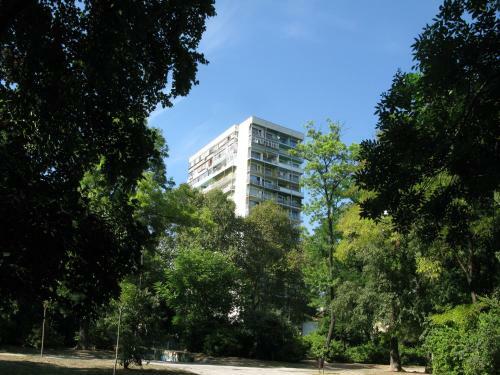 Apartment Melody