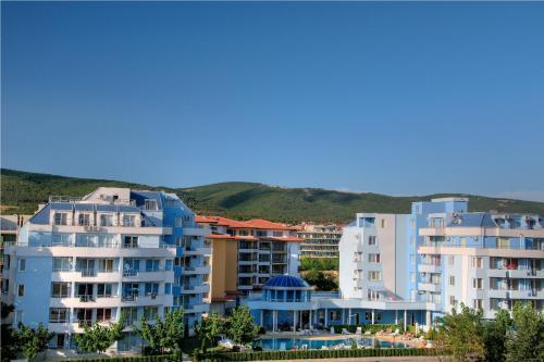 Pmg Laguna Apartments