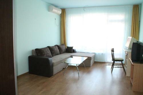 Apartment Aya