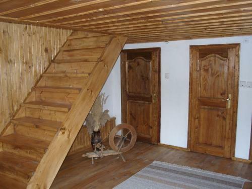 Hostal Sarafova Guest House