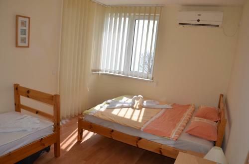 Single Private Apartments In Marina View Fort Beach