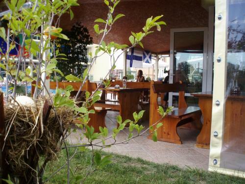 Tomi Family Apartments