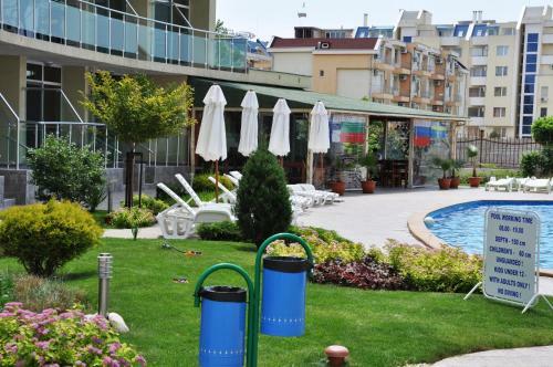 Tomi Family Apartments