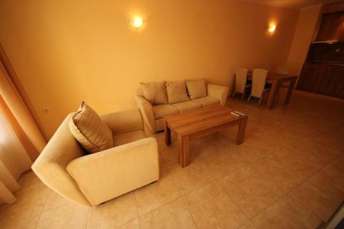 Menada Sea Regal Apartment