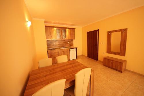 Menada Sea Regal Apartment