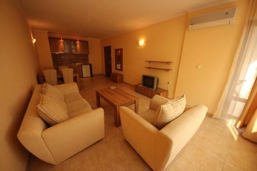 Menada Sea Regal Apartment