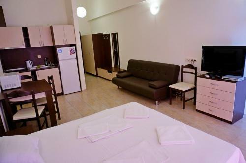 Gt Andalusia Beach Apartments