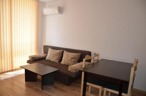 Apartments In Rodina 1