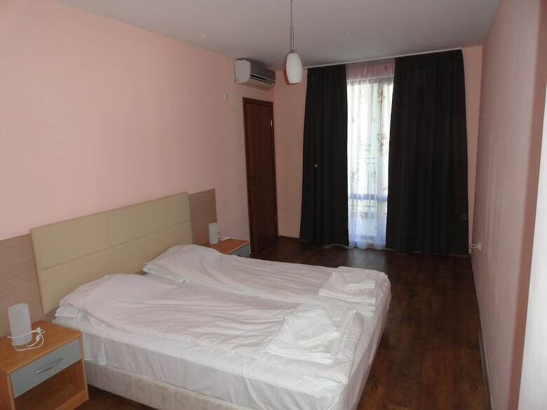 Hotel Cantilena Complex