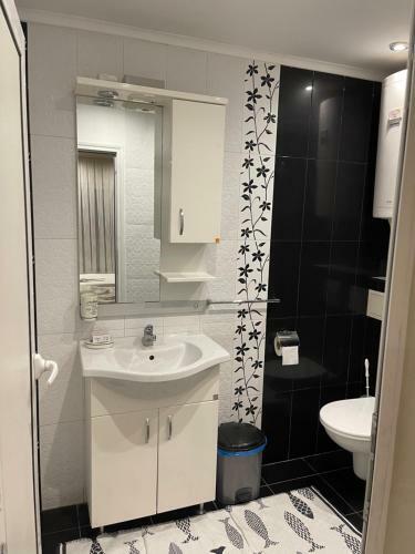 Hostal Ivet Guest Rooms