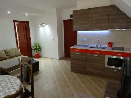 Hostal Guesthouse Kamelia