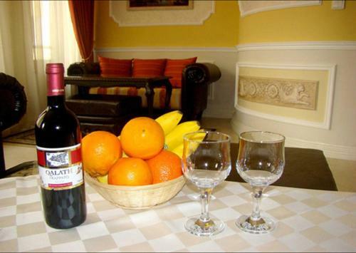 Venice Apartments