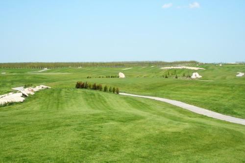 Golf Apartments