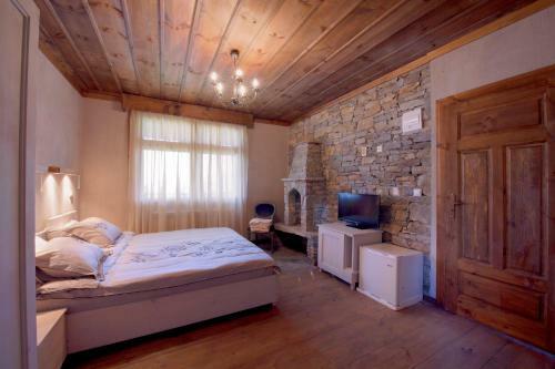 Leshten Guest Homes
