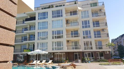 Apartments In Casa Del Sol Apartcomplex