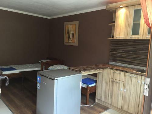 Hostal Paunovi Guest House