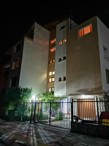 Hostal Paunovi Guest House