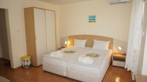 Hostal Borko Guest House