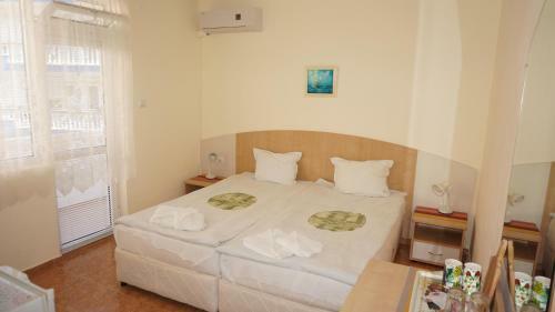 Hostal Borko Guest House