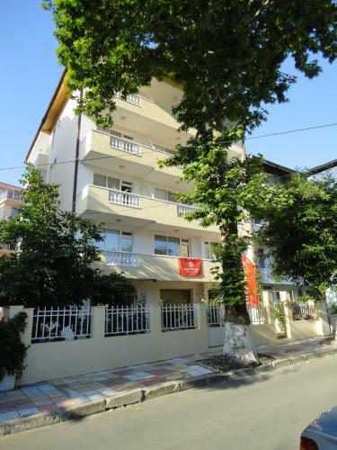 Hostal Borko Guest House