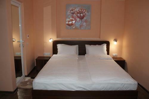 Hostal Center Guest House