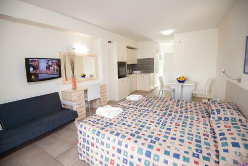 Eligonia Hotel Apartments