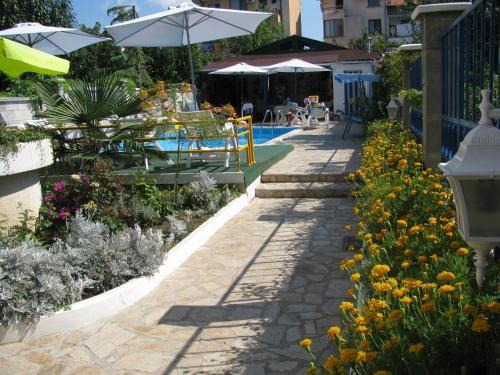 Hostal Villa Sens