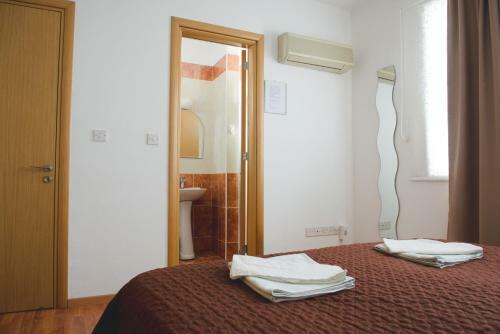 Valentinos Apartments