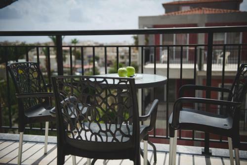 Valentinos Apartments