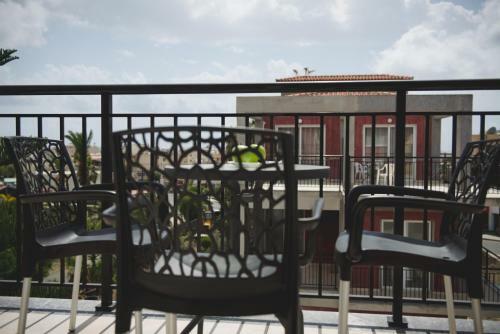 Valentinos Apartments