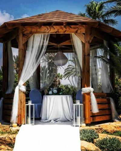 Palm Beach Hotel & Bungalows