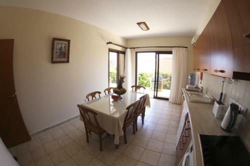 Eve Pissouri Veriko Villa
