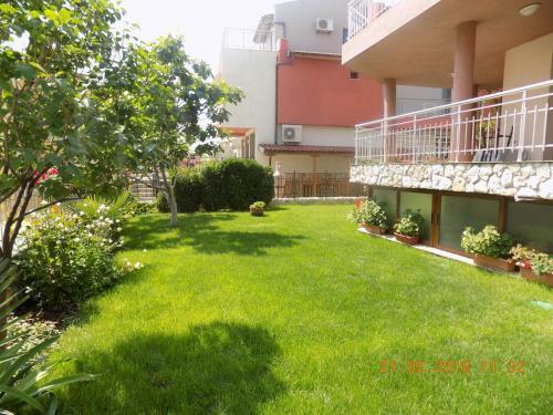 Hostal Zenith Guest House
