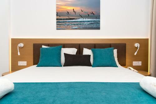 Helios Bay Hotel