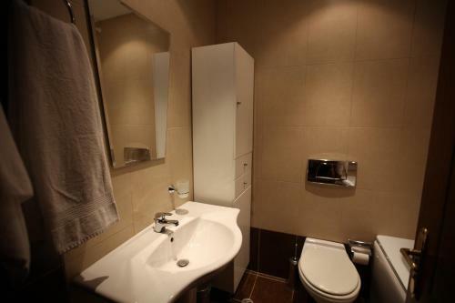 Royal Plaza Apartments
