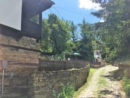 Dzhelepova Guest House- Pool Access