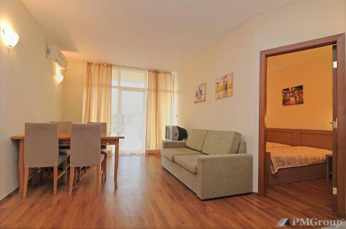 Apartments In Semiramida Gardens