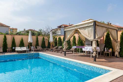 Hotel Villa Ambrozia