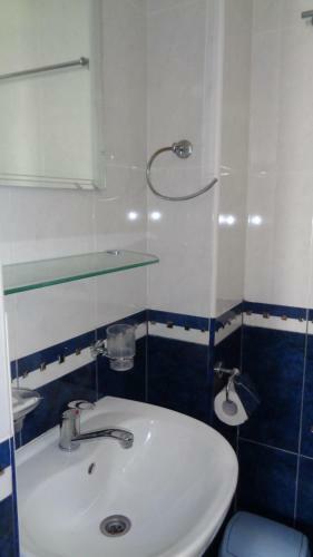 Hostal Vlasta Guest House