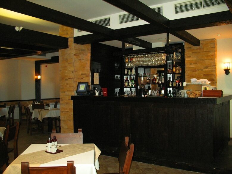 All Seasons Club Hotel