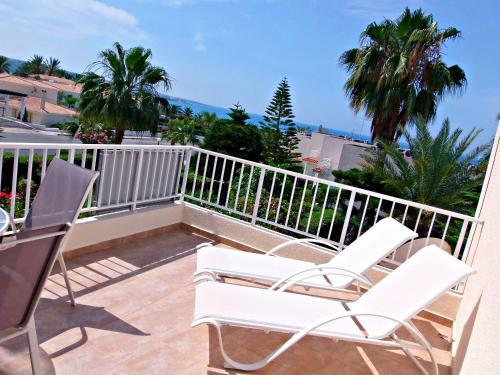 Apartment Coral Bay Village