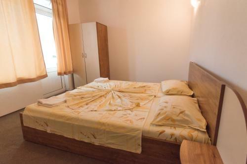 Hostal Ropotamo Guest House