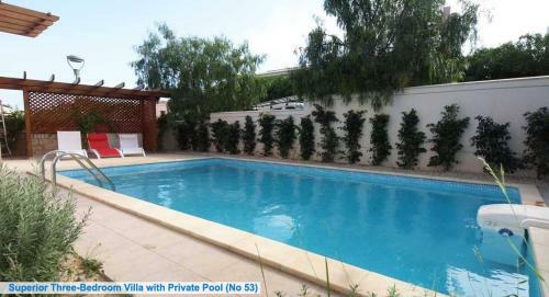 Amathusa Villas