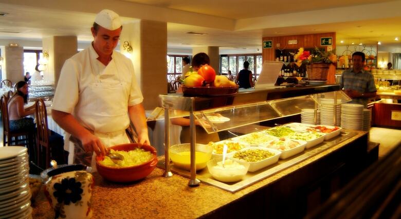 Pinos Playa Hotel