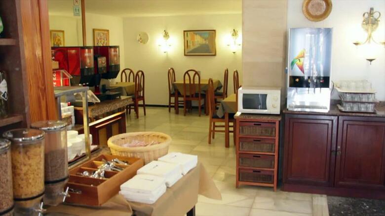 Pinos Playa Hotel